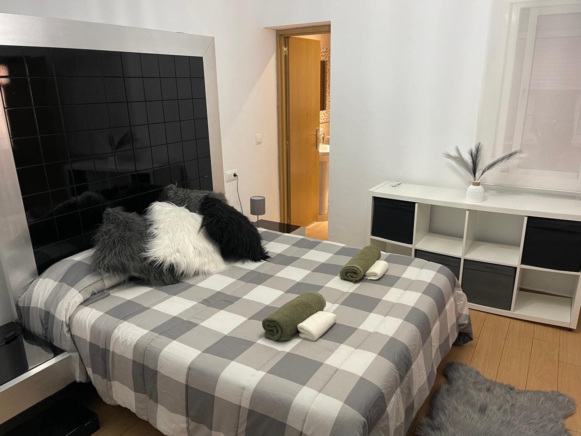 Casita Andaluza Centro Con Parking Sujeto A Disponibilidad Leilighet Málaga Eksteriør bilde