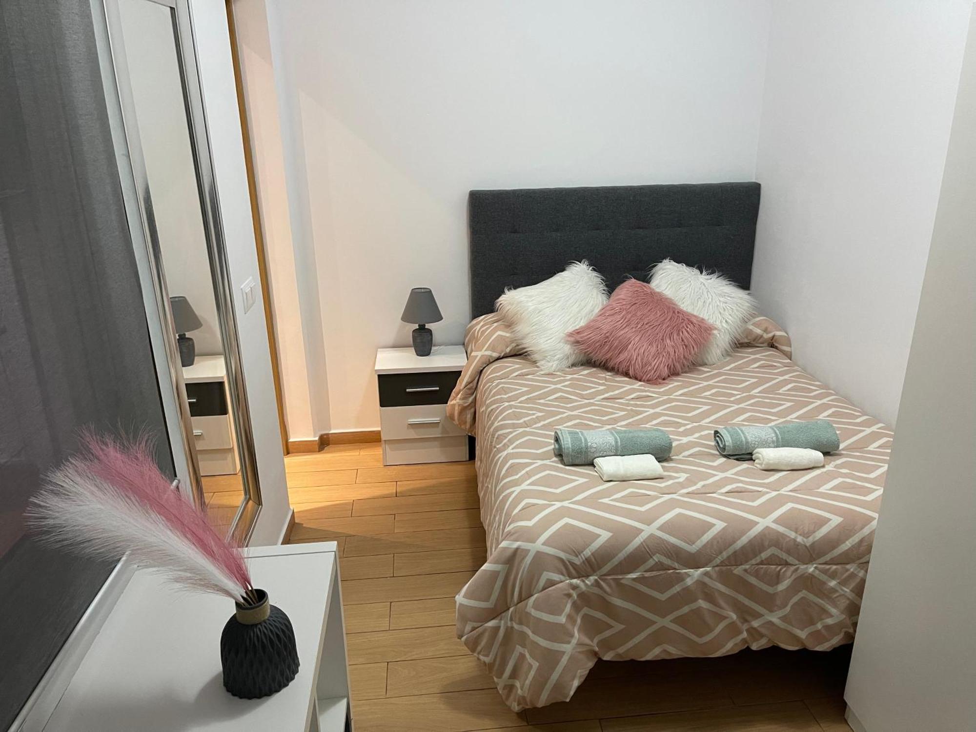 Casita Andaluza Centro Con Parking Sujeto A Disponibilidad Leilighet Málaga Eksteriør bilde